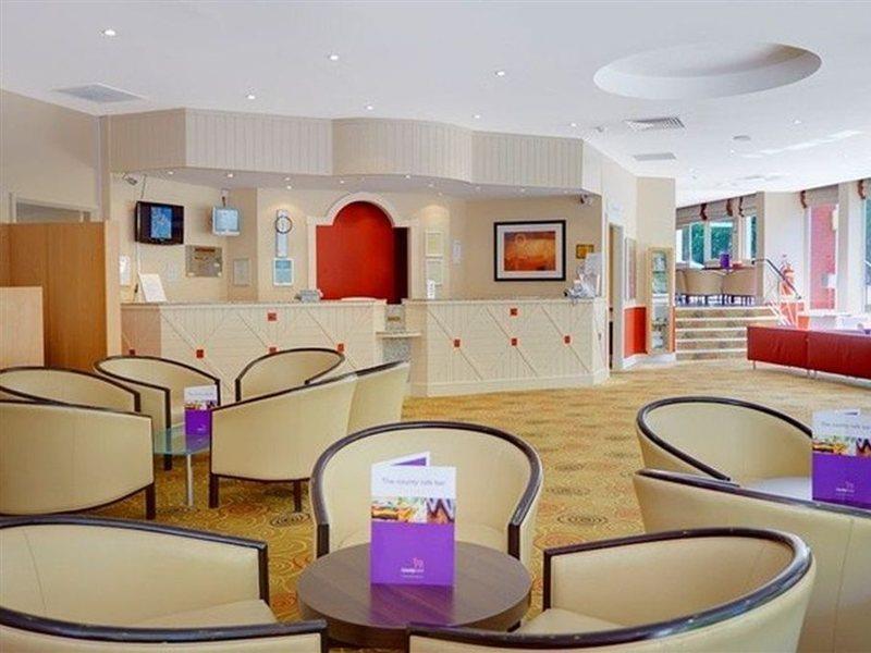 Epping Forest Hotel Woodford Exterior photo