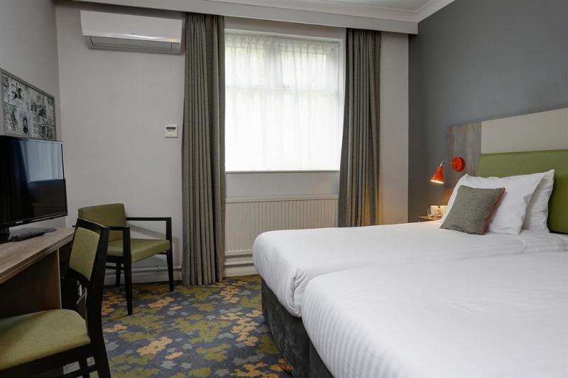 Epping Forest Hotel Woodford Room photo